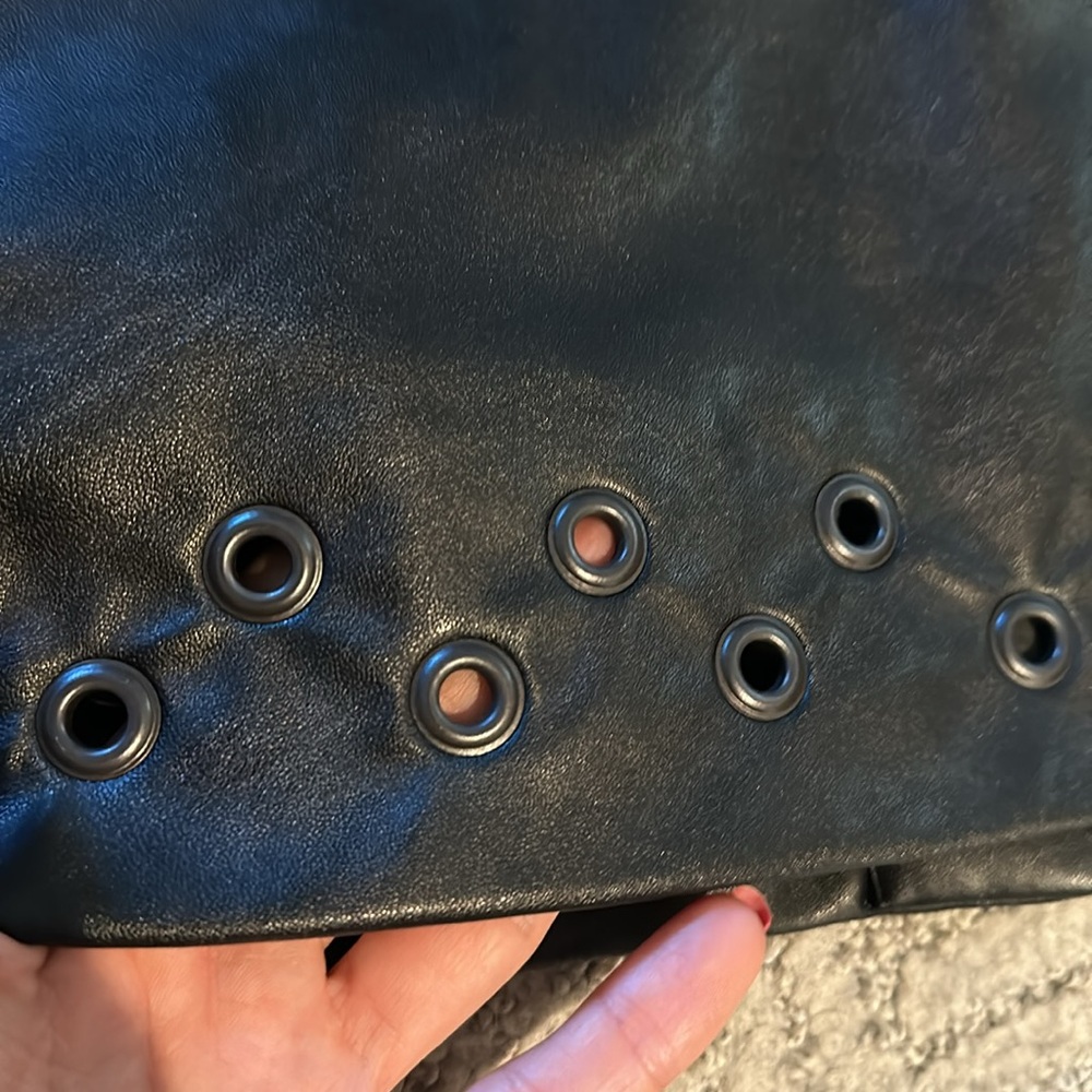 Carine Roitfeld for Uniqlo Faux Leather Pencil skirt studs at the bottom size 2 - Picture 11 of 15
